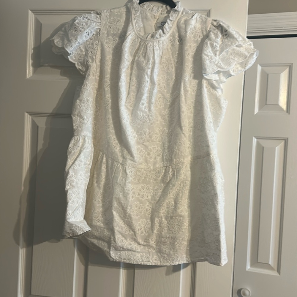 New Crown & Ivy never worn shirt!